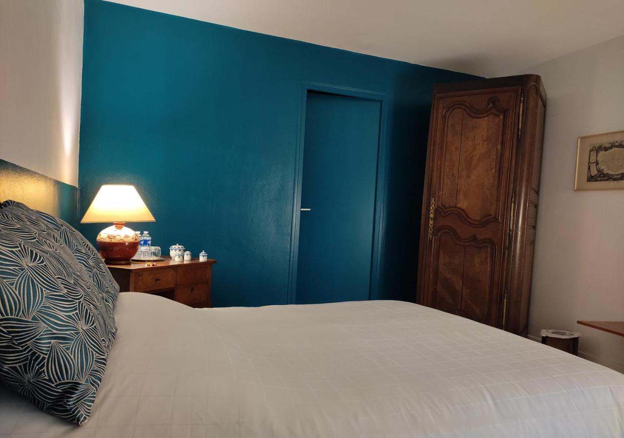 Le Logis Du Pradet Bed & Breakfast Moncrabeau Exterior photo